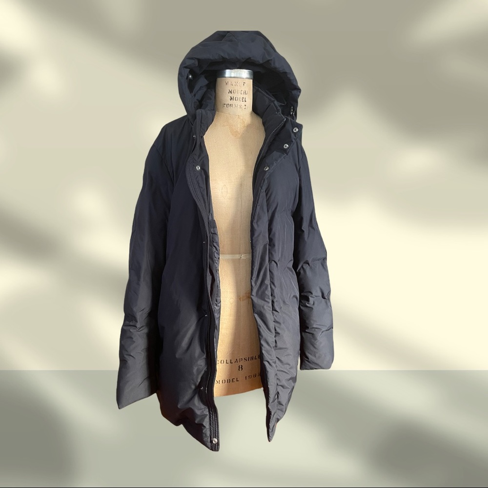 Uniqlo Black lightweight down parka
